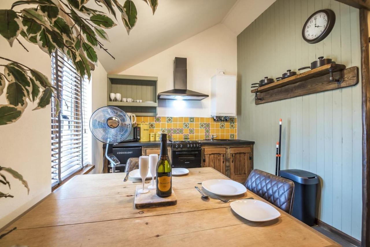 Fern Cottage - Luxurious 1 Bedroom - Blossom Farm Johnston Eksteriør billede