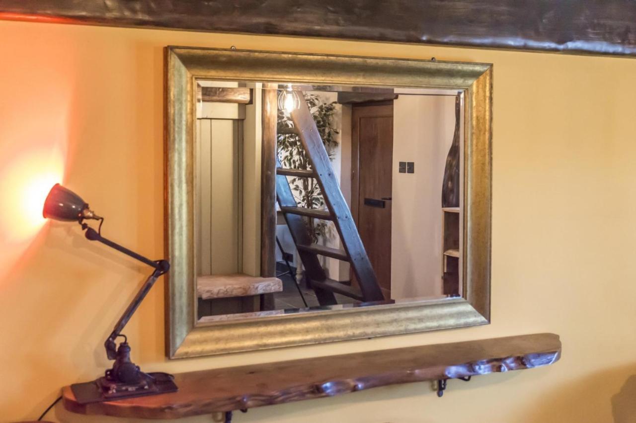 Fern Cottage - Luxurious 1 Bedroom - Blossom Farm Johnston Eksteriør billede